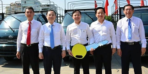 Tường Việt trao tặng 14 xe phục vụ công tác phòng, chống dịch Covid-19